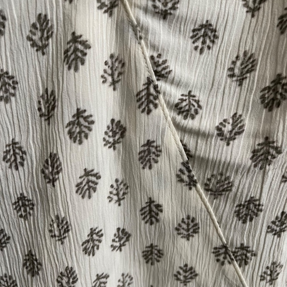 NWT Eddie Bauer Long Sleeve Thistle Faux Wrap Top Size S - Picture 3 of 7
